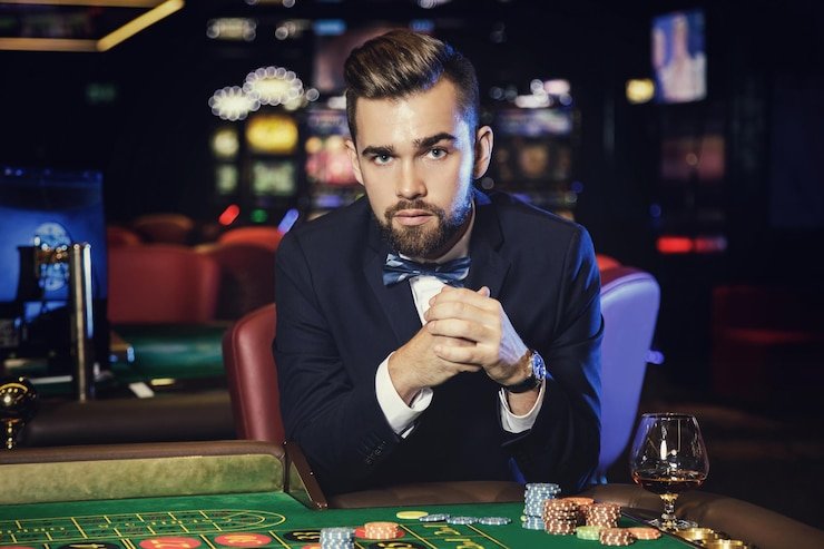 Live Capsa Banting table on erigo slot platform with dealer and player positions